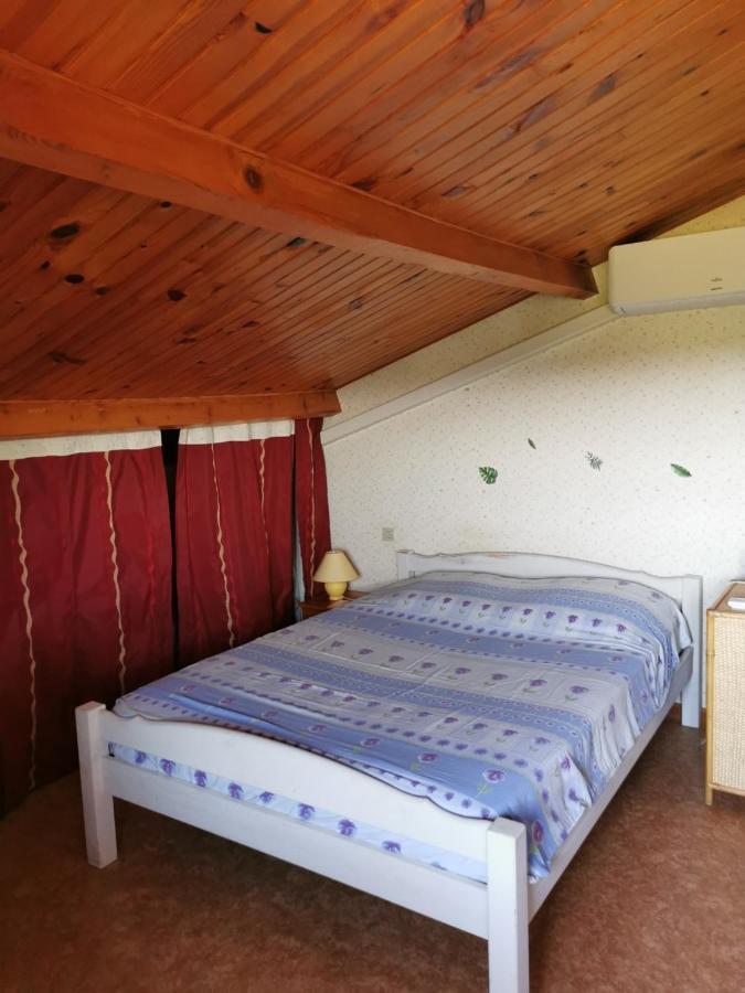 Chambre Chez L'Habitant A La Campagne Sidobre Burlats Екстер'єр фото