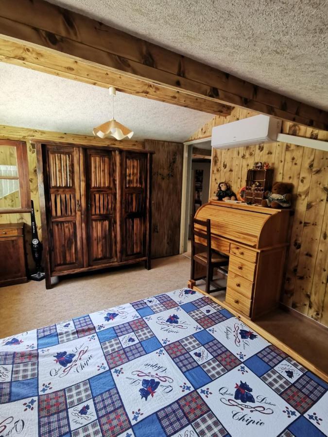 Chambre Chez L'Habitant A La Campagne Sidobre Burlats Екстер'єр фото